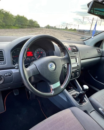 Volkswagen Golf cena 13300 przebieg: 306000, rok produkcji 2006 z Łosice małe 154